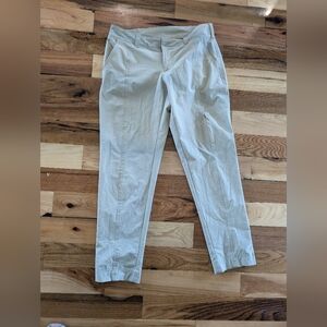 Athleta active pants size 2 in tan